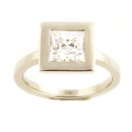 Horizon Solitaire - White Gold with Princess Cut Diamond