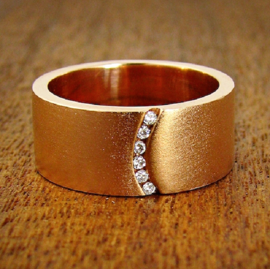 Solar Flare Wedding Band - Rose Gold with Diamonds